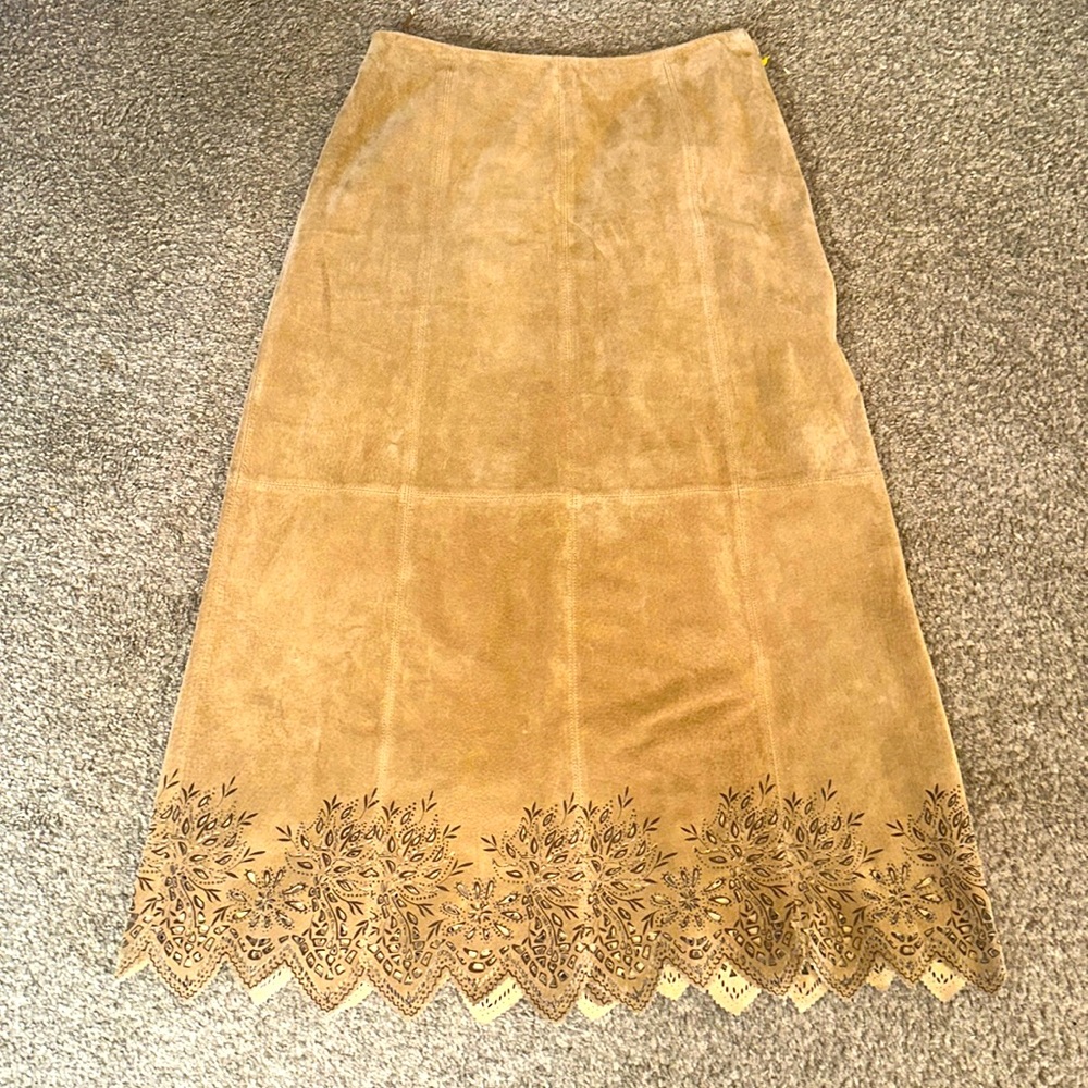Leather Coldwater Creek tan skirt. Women’s size 8.